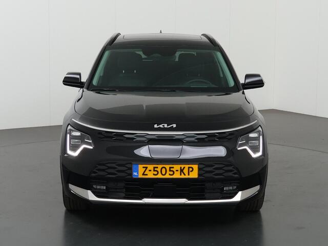 KIA e-Niro EV DynamicPlusLine 64.8 kWh | Panoramadak | Stoel/Stuurwielverwarming | Head-Up Display | Dodehoek detectie |