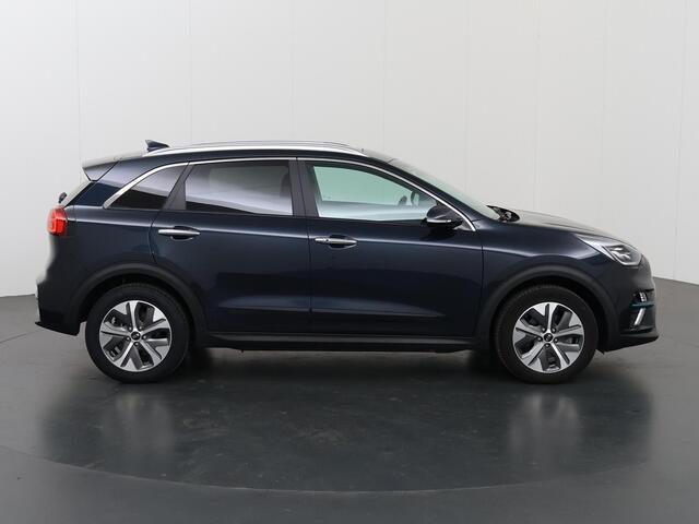 KIA e-Niro DynamicPlusLine 64 kWh | Panoramadak | Stoel/Stuurwielverwarming | Adaptieve Cruise Control | Keyless Go | LED Koplampen |
