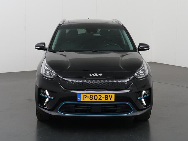 KIA e-Niro ExecutiveLine 64 kWh | JBL | Dodehoekdetectie | Stoel/Stuurwielverwarming | Elektrisch verstelb. bestuurdersstoel met geheugen | Stoelventilatie
