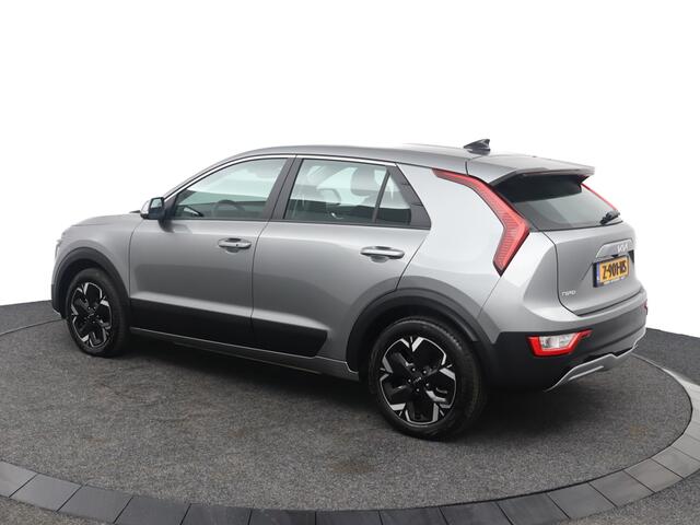 KIA e-Niro EV Light Edition 64.8 kWh - Navigatie - Climate Control - Apple Carplay/Android Auto - Parkeersensoren achter - Fabrieksgarantie tot 05-2031