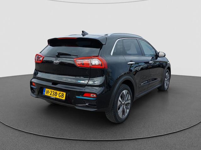 KIA e-Niro ExecutiveLine 64 kWh | Navigatie | Leder | 1 fase