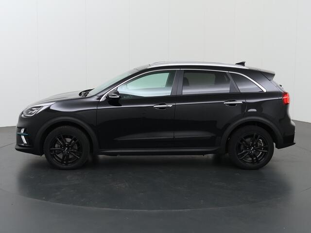 KIA e-Niro ExecutiveLine 64 kWh | Panoramadak | Lederen Bekleding | JBL Audio | Dodehoekdetectie | Stoel/Stuurwielverwarming | Stoelventilatie | elektrisch bedienbare bestuurdersstoel met geheugenfunctie |
