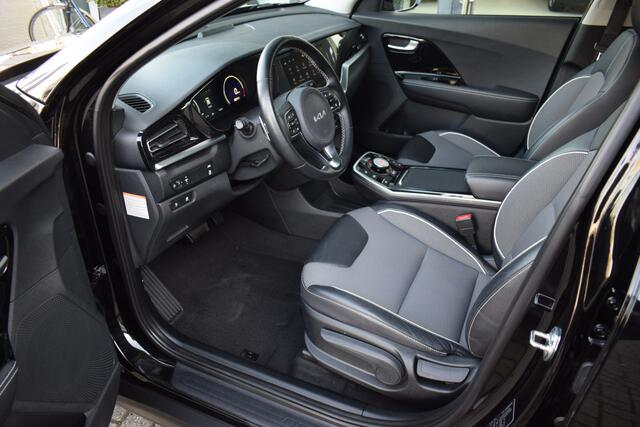 KIA e-Niro Edition 64kWh 3-Fase ECC Cr.Control-Adapt. Navi+Camera+BT Stoel+StuurVerw. Trekhaak 17"LMV Tot 10Jr. Kia-Garantie