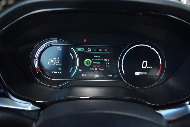 KIA e-Niro Edition 64kWh 3-Fase ECC Cr.Control-Adapt. Navi+Camera+BT Stoel+StuurVerw. Trekhaak 17"LMV Tot 10Jr. Kia-Garantie