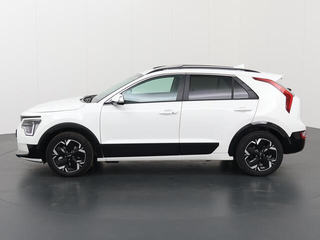KIA e-Niro EV DynamicPlusLine 64.8 kWh | Panoramadak | Stoel/Stuurwielverwarming | Head-Up Display | Elektrische achterklep | Dodehoek detectie