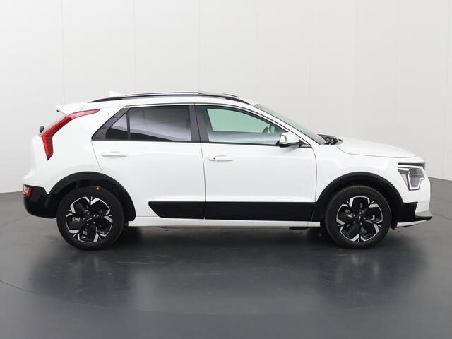 KIA e-Niro EV DynamicPlusLine 64.8 kWh | Panoramadak | Stoel/Stuurwielverwarming | Head-Up Display | Elektrische achterklep | Dodehoek detectie