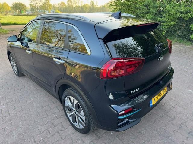 KIA e-Niro EXECUTIVELINE 64KWH 3FASE/ACARPLAY/CAM/FABRIEKSGARANTIE
