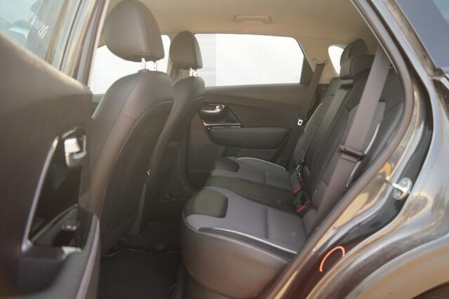 KIA e-Niro DynamicLine 64kWh -NAVI-ECC-CAM-