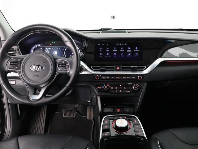 KIA e-Niro ExecutiveLine 64 kWh 1e EIG ACCUTEST 100% BIJNA 2021 !204 PK WLTP 468 KM!! 3-FASE. NAVI.DODEHOEK WARMTEPOMP GARANTIE TOT 12-2030**
