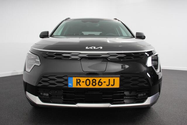 KIA e-Niro EV ExecutiveLine 64.8 kWh Kia Niro EV ExecutiveLine 64.8kWh Nieuw Model! | Leder | Schuif-kantel dak | Electrisch bedienbare achterklep | DAB | Led | Camera