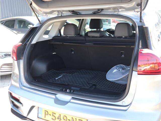 KIA e-Niro Edition 64 kWh I Navi I Keyless I Dodehoekdetectie