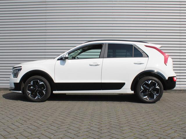 KIA e-Niro EV Light Advanced 64.8 kWh | Cargo uitvoering | Stuur-/stoelverwarming | Camera | Cruise adapt. | 17" LM | Clima |