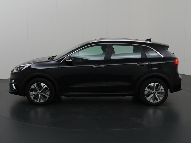 KIA e-Niro DynamicLine 64 kWh | Navigatie | Parkeercamera | Climate Control | Keyless
