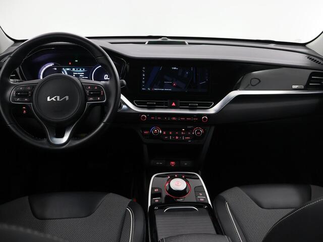KIA e-Niro DynamicLine 64 kWh | Navigatie | Parkeercamera | Climate Control | Keyless