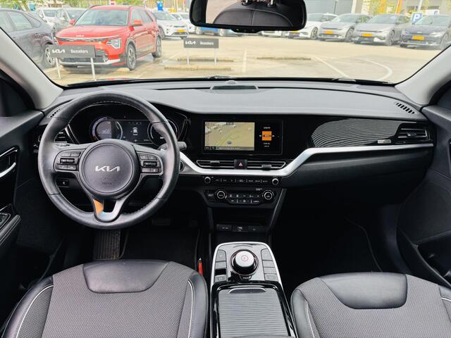 KIA e-Niro Edition 64 kWh NW geleverd & Onderhouden | Stoel&Stuurverw.| Privacyglass | Keyless