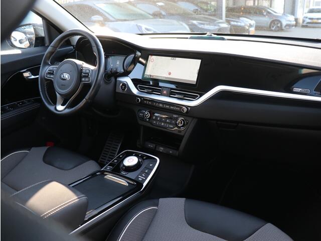 KIA e-Niro DynamicPlusLine 64 kWh I 3-Fase I Navi I JBL I Dodehoekdetectie