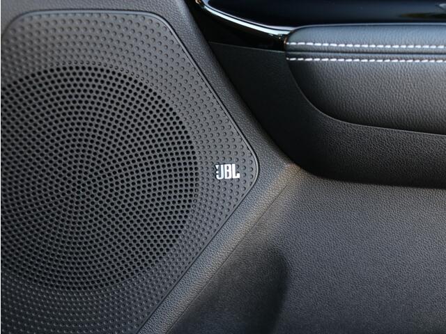 KIA e-Niro DynamicPlusLine 64 kWh I 3-Fase I Navi I JBL I Dodehoekdetectie