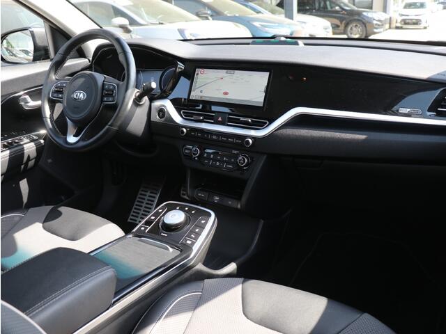 KIA e-Niro DynamicPlusLine 64 kWh I 3-Fase I Navi I JBL I Dodehoekdetectie