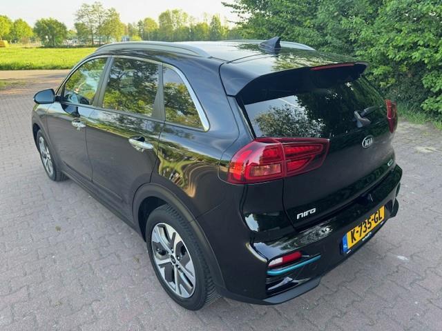 KIA e-Niro EXECUTIVELINE 64KWH 3FASE/ACARPAY/LED/FABRIEKSGARANTIE