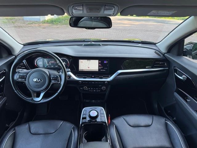 KIA e-Niro EXECUTIVELINE 64KWH 3FASE/ACARPAY/LED/FABRIEKSGARANTIE