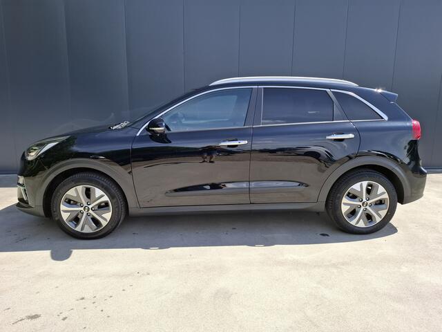 KIA e-Niro ExecutiveLine 64 kWh ADAPT CRUISE CAMERA JBL SOUND MEMORY STOEL LEER LED NAVI ECC