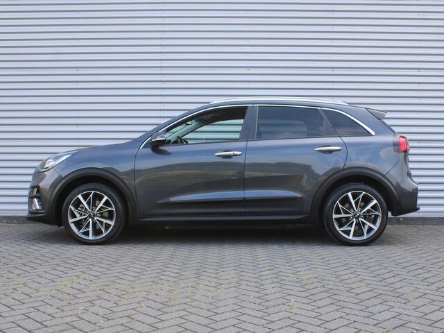 KIA e-Niro ExecutiveLine 64 kWh | Trekhaak | Warmtepomp | Stuur-/stoelverwarming v+a | Stoelventilatie | Cruise adapt. | 18" LM | Leder | Camera |