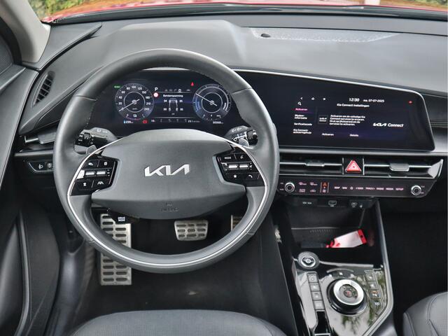 KIA e-Niro EV ExecutiveLine 64.8 kWh | Camera | Stoelverwarming/Verwarming | Leder | Adaptive Cruise Control | Tot 10Jr Kia-Garantie