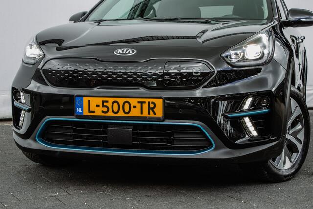 KIA e-Niro ExecutiveLine 64 kWh 3-Fase/ Lederen int./ Stuur+stoelverwarming/ JBL audio/ Blindspot