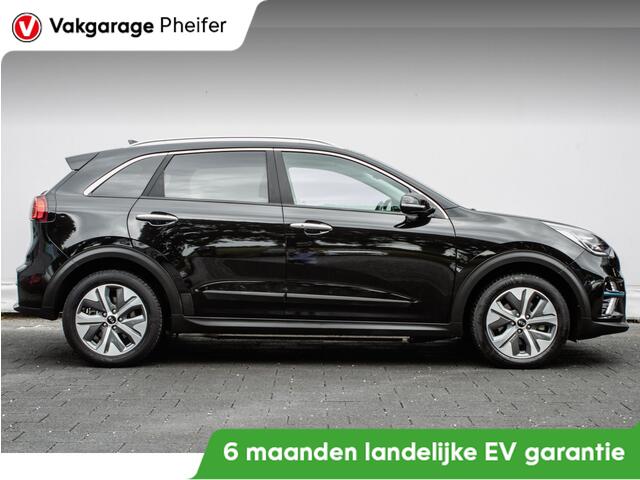 KIA e-Niro ExecutiveLine 64 kWh 3-Fase/ Lederen int./ Stuur+stoelverwarming/ JBL audio/ Blindspot