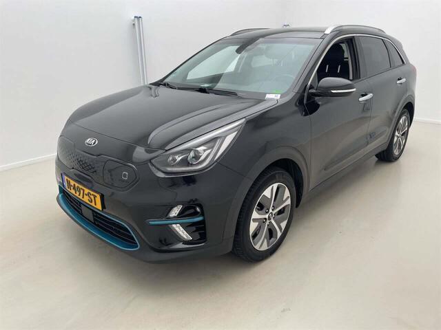 KIA e-Niro EXECITIVELINE 64KWH 3FASE LADEN/ACARPLAY/NAV/LEER/LED/FABRIEKSGARANTIE