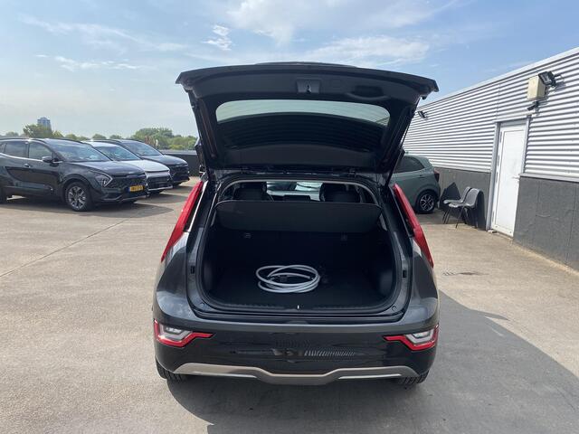 KIA e-Niro EV Edition Advanced 64.8 kWh Dodehoek detectie, stoel- & stuurverwarming, navigatie Apple CarPlay/Android Auto, adaptieve cruise control, keyless, parkeersensoren