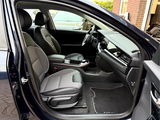 KIA e-Niro DynamicLine 64 kWh 3-Fase, Warmtepomp, Camera, App Connect