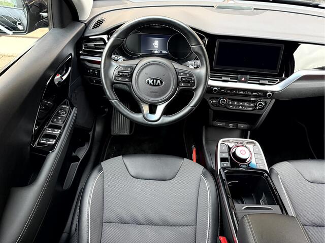 KIA e-Niro DynamicLine 64 kWh 3-Fase, Warmtepomp, Camera, App Connect