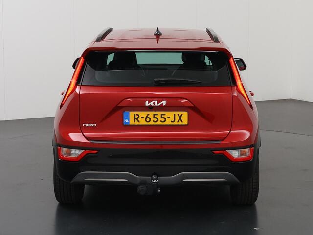 KIA e-Niro EV DynamicLine 64.8 kWh | Trekhaak | Keyless | Navigate| Adaptieve Cruise Control | Climate Control | Parkeercamera |