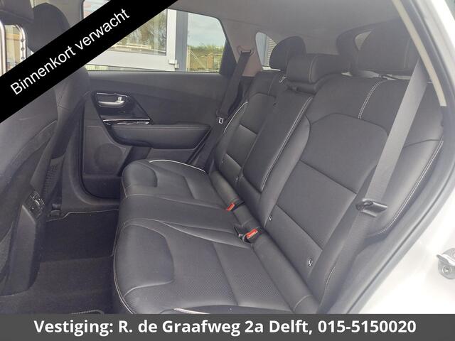 KIA e-Niro ExecutiveLine 64 kWh | Navigatie | Stoelventilatie & -verwarming | Leder | Camera |