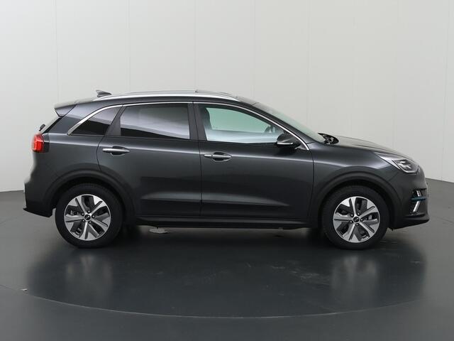 KIA e-Niro ExecutiveLine 64 kWh | Panoramadak | Lederen Bekleding | JBL Audio | Dodehoekdetectie | Stoel/Stuurwielverwarming | Stoelventilatie | Elektrisch bedienbare bestuurdersstoel met geheugenfunctie