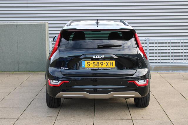 KIA e-Niro EV ExecutiveLine 64.8 kWh Camera / Navigatie / Leder interieur / schuifdak