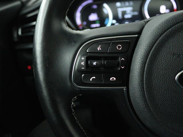 KIA e-Niro DynamicPlusLine 64 kWh | Schuif/kanteldak | Apple Carplay/Android Auto | Camera | Nederlandse Auto | NAP |