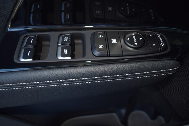 KIA e-Niro DynamicPlusLine 64kWh 3-Fase | Cruise Control Adaptief | Navigatie | Camera | Stoel+StuurVerwarming | SchuifKanteldak | Tot 10Jr. Kia-Garantie