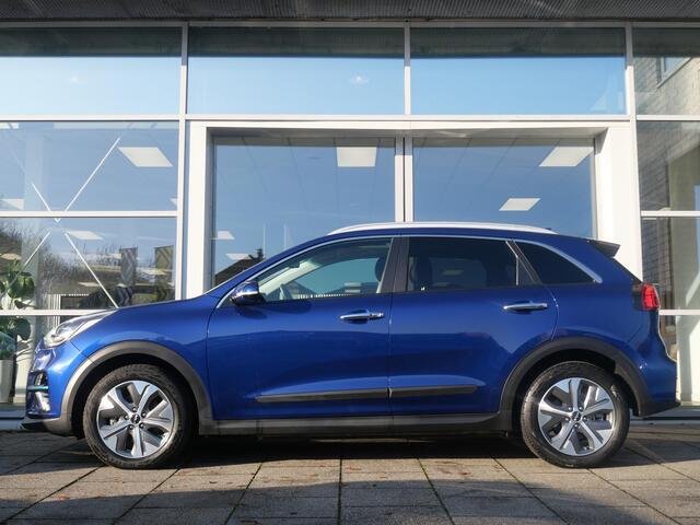 KIA e-Niro DynamicPlusLine 64 kWh | Cruise | Clima | Camera | Carplay | Navi | keyless | stoel-stuurverwarming | Schuif-kanteldak |