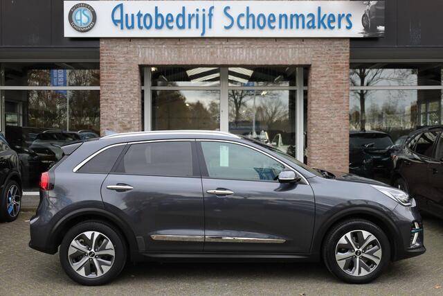 KIA e-Niro ComfortLine 64 kWh TREKHAAK-AFN CAMERA CARPLAY HALF-LEER ELEC.STOEL DAB ADAPTIVE-CRUISE CLIMA NAVI 2XPDC 17''LMV
