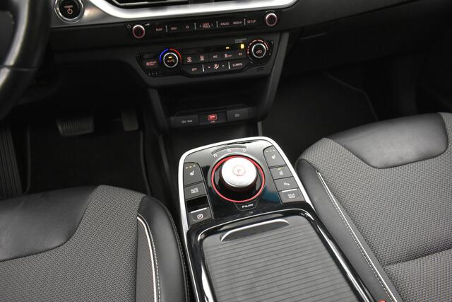 KIA e-Niro DynamicPlusLine 64 kWh SOH 93% Pano Cam Key-less Winterpack