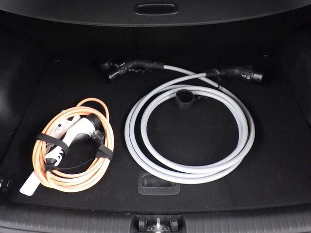 KIA e-Niro Aut. DynamicPlusLine 64kWh 3-Phase | 100% SOH | Navi | Camera |