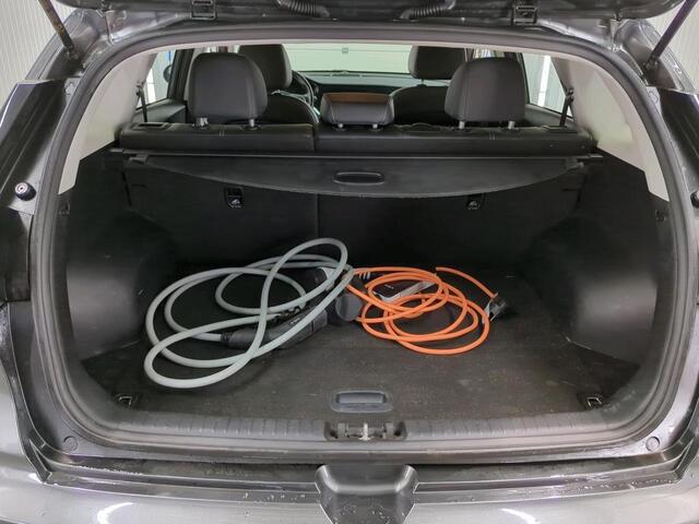 KIA e-Niro Aut. DynamicEdition 64kWh 3-Phase | Navi | Camera | Carplay |