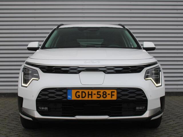 KIA e-Niro EV Edition Advanced 64.8 kWh | Stuur-/stoelverwarming | Elektr. stoelverstelling | Camera | Cruise adapt. | 17"LM | Clima | 17% bijtelling |