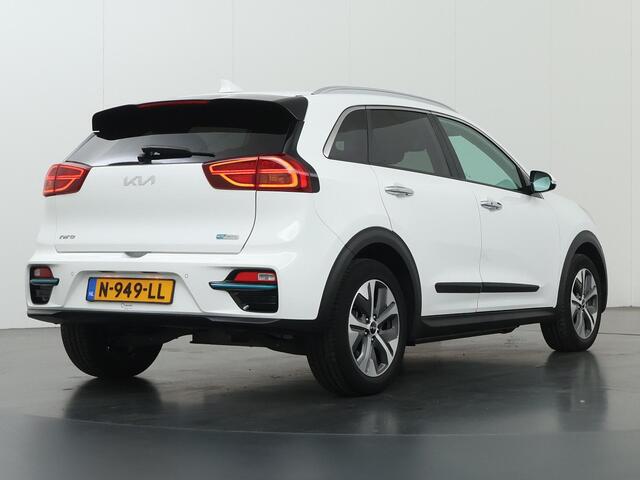 KIA e-Niro ExecutiveLine 64 kWh | Panoramadak | Lederen Bekleding | Stoelventilatie | Elektrisch verstelb. bestuurdersstoel met geheugen | Stoel/Stuurwielverwarming |