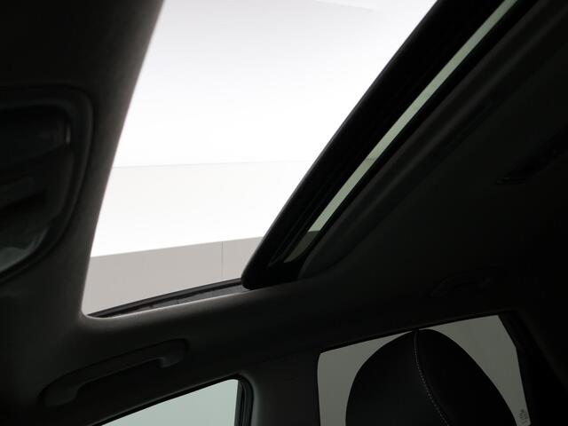 KIA e-Niro DYNAMICPLUSLINE 64 kWh + SCHUIFDAK | CARPLAY | CAMERA | STOEL/STUUURWIELVERW.