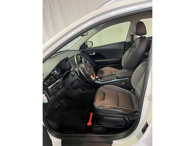KIA e-Niro DynamicLine 64 kWh ADAPTIVE/APPLE/NAVI/100% SOH/3 FASE/STOELVERW.