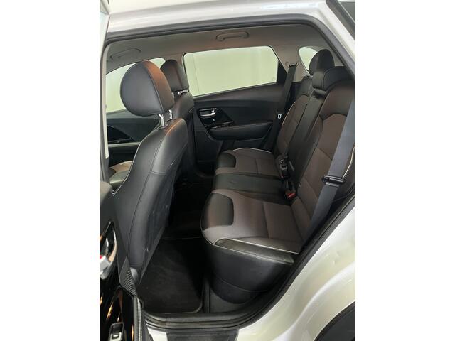 KIA e-Niro DynamicLine 64 kWh ADAPTIVE/APPLE/NAVI/100% SOH/3 FASE/STOELVERW.