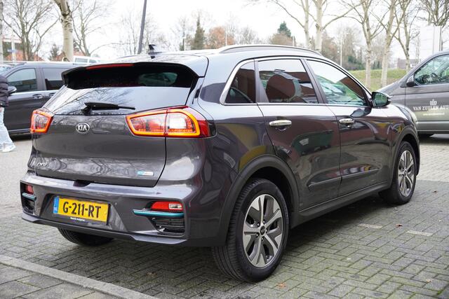KIA e-Niro ExecutiveLine 64 kWh / 3 fase / BTW / Leer / Stoelkoeling / Verwarming /